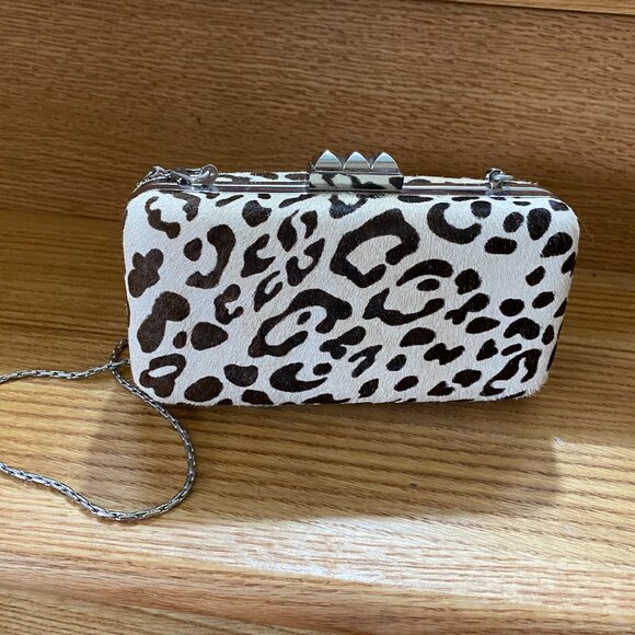 Zara Handbags - ZARA PURSE  Snap Closure